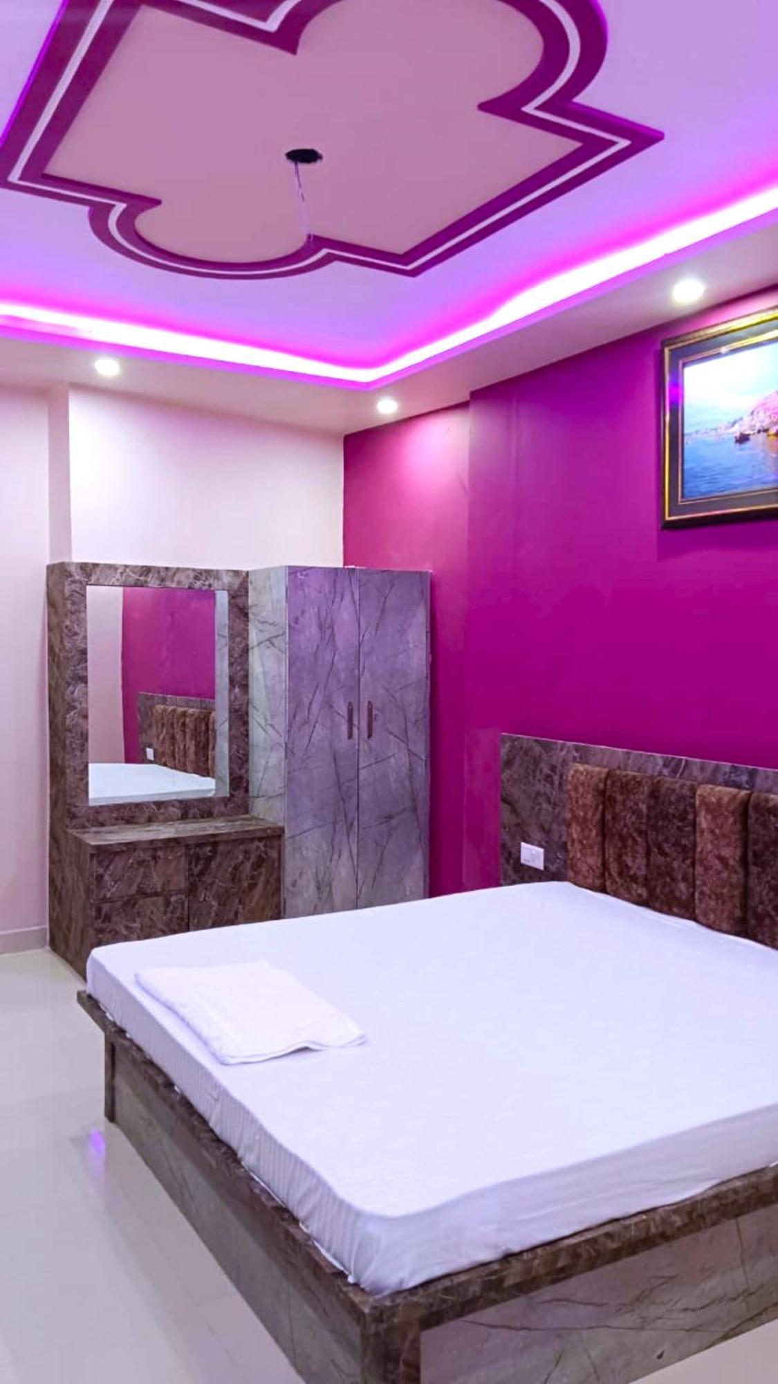 Hotel Kashi Inn Raj Ghat Varanasi Ngoại thất bức ảnh
