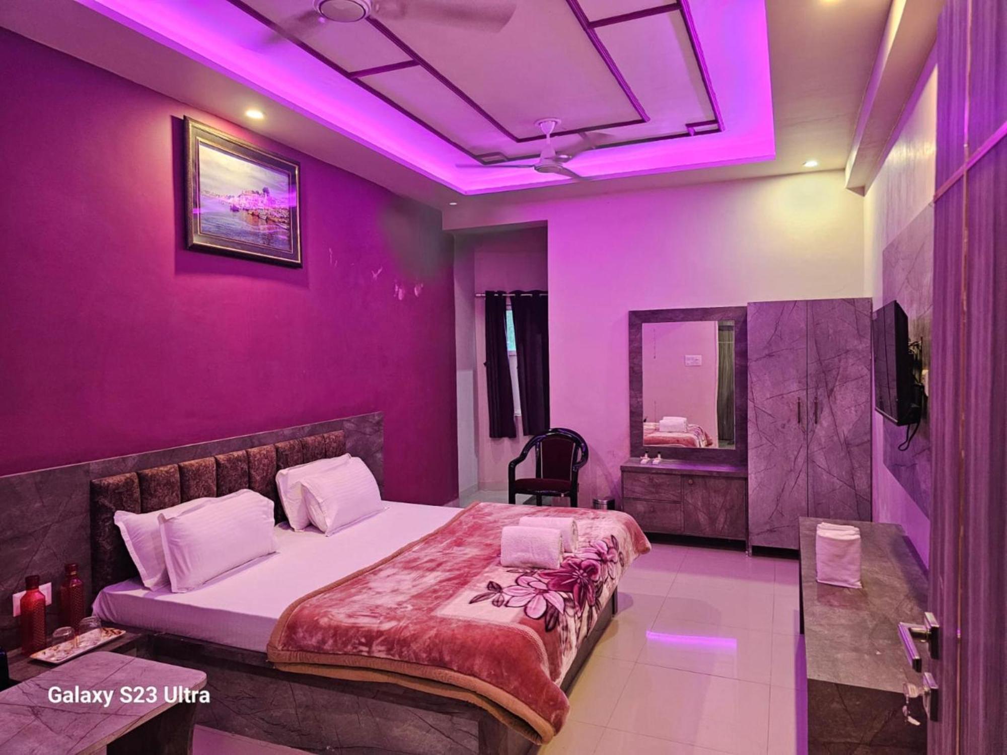 Hotel Kashi Inn Raj Ghat Varanasi Ngoại thất bức ảnh