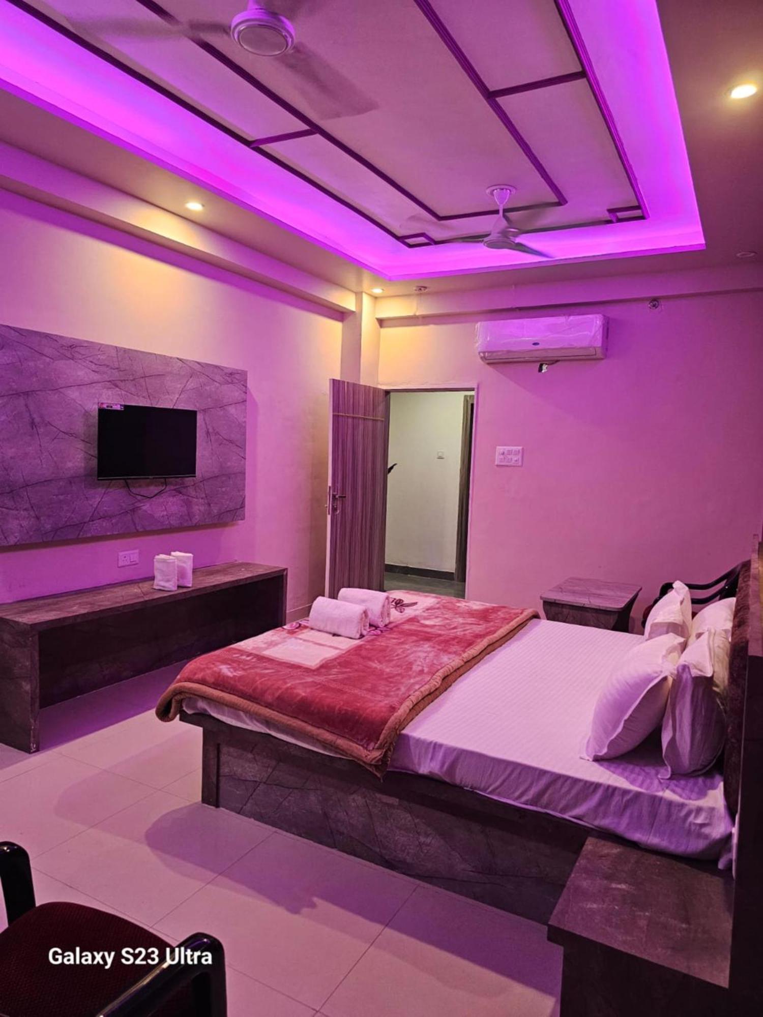 Hotel Kashi Inn Raj Ghat Varanasi Ngoại thất bức ảnh