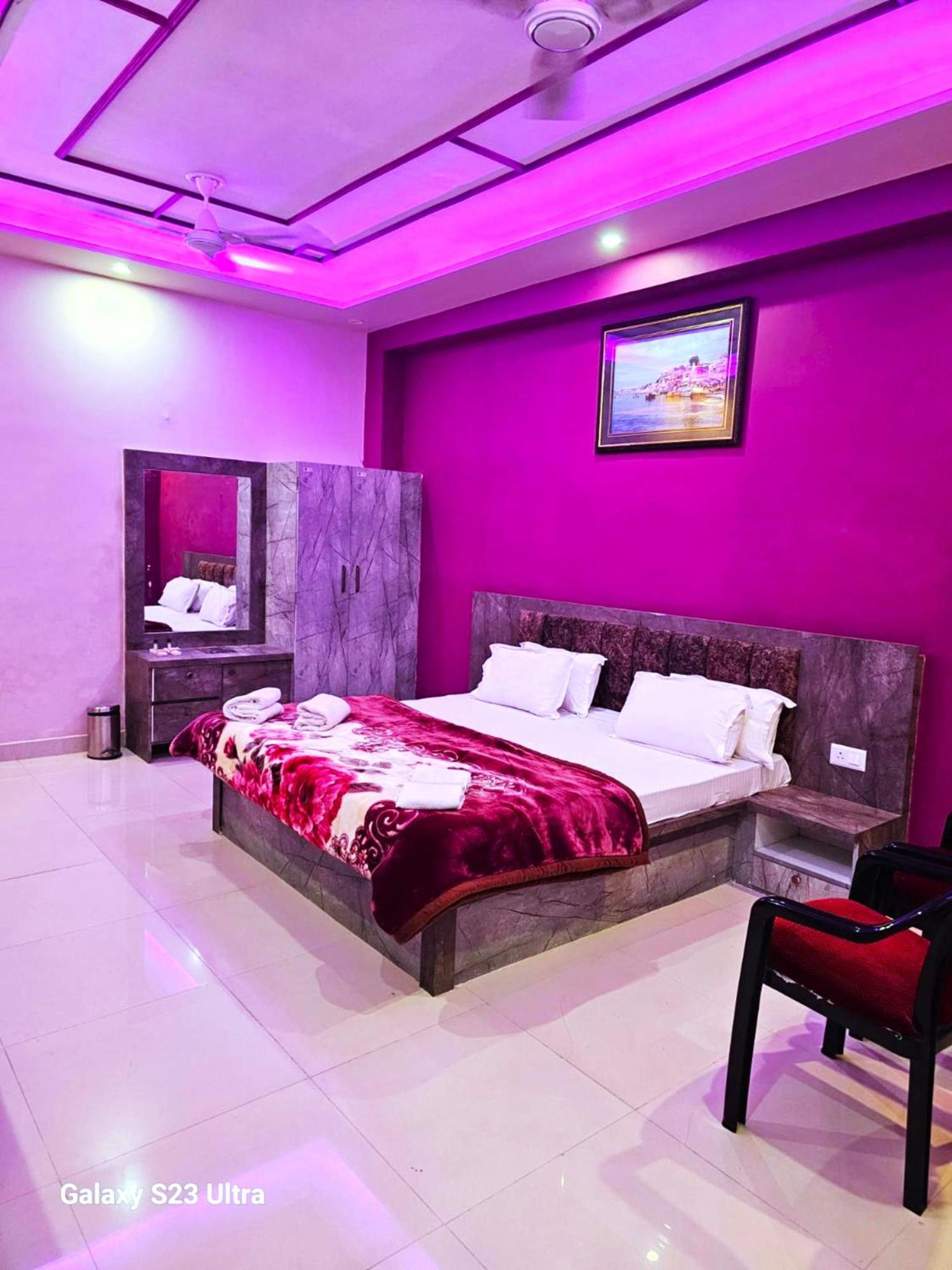 Hotel Kashi Inn Raj Ghat Varanasi Ngoại thất bức ảnh