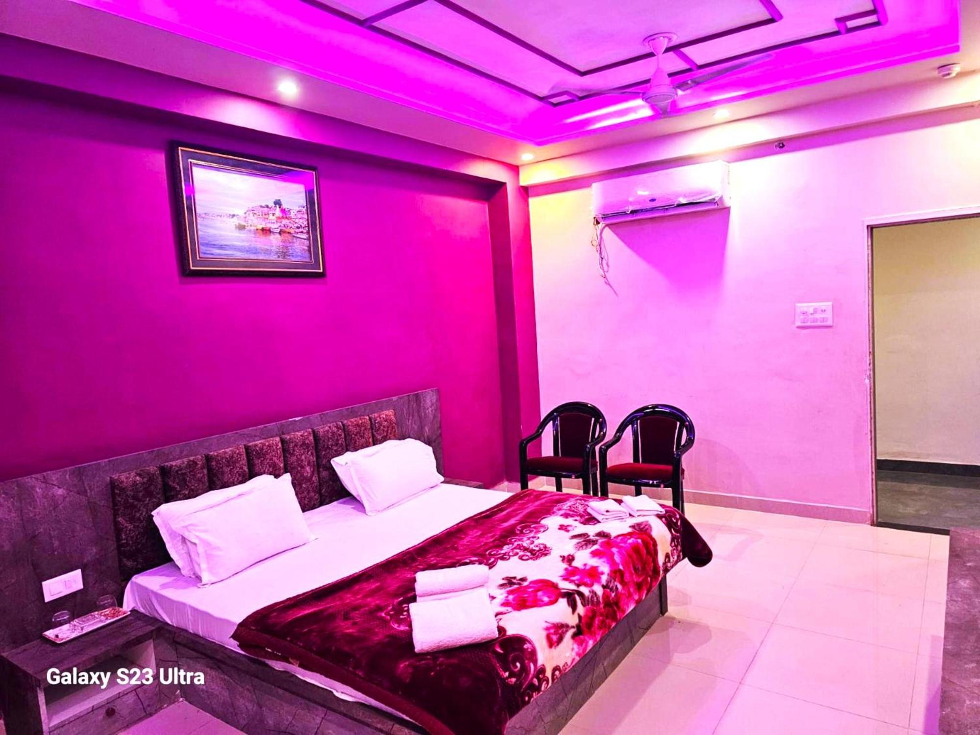 Hotel Kashi Inn Raj Ghat Varanasi Ngoại thất bức ảnh