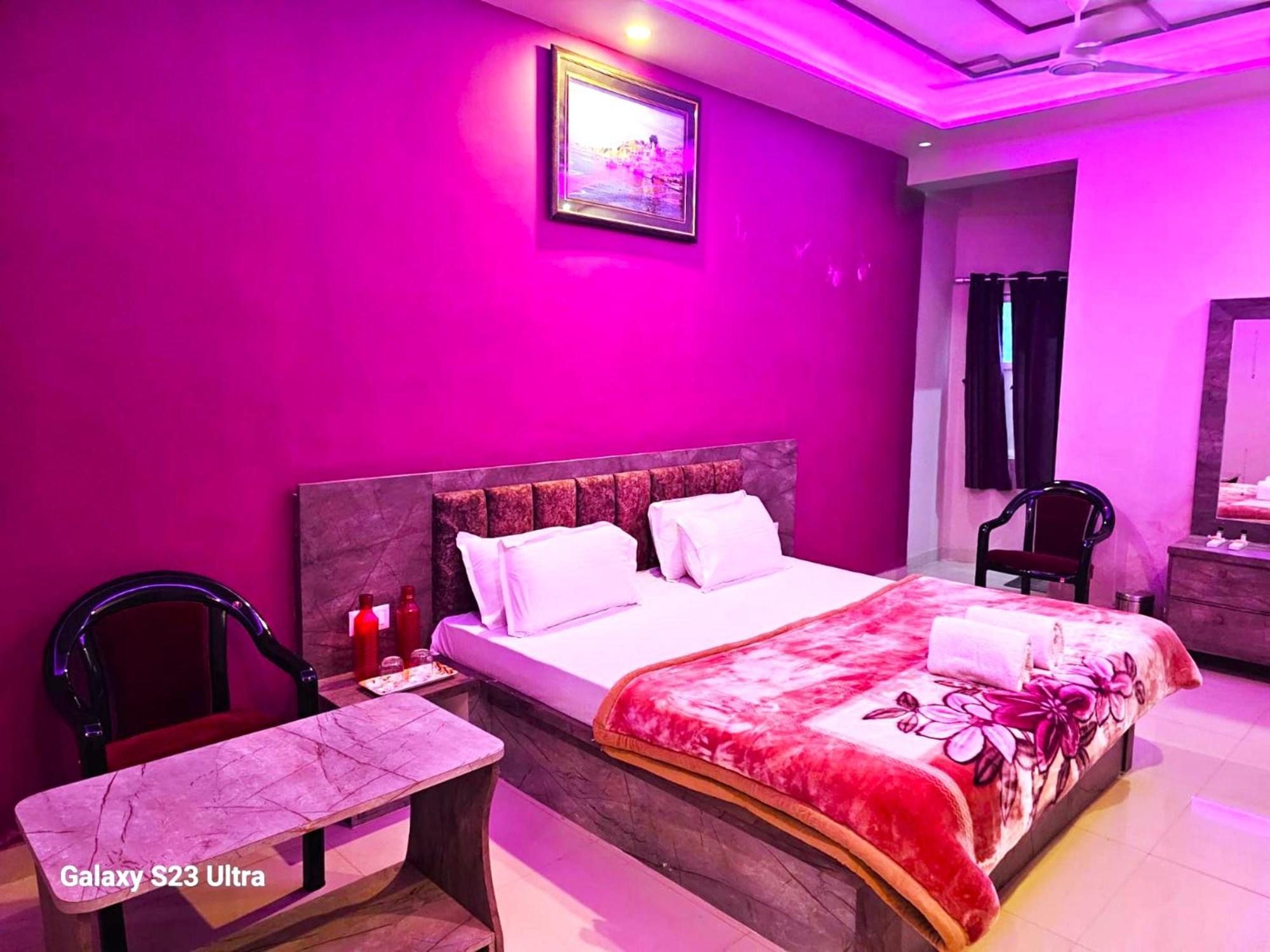 Hotel Kashi Inn Raj Ghat Varanasi Ngoại thất bức ảnh